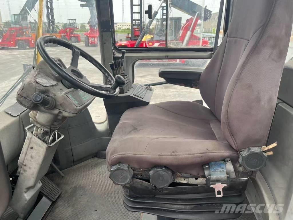Kalmar DCF 300-12 Diesel Forklifts