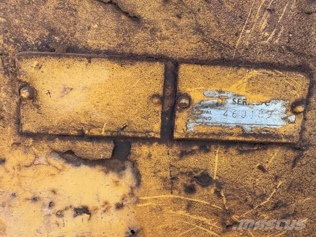 CAT D 6 C Crawler dozers