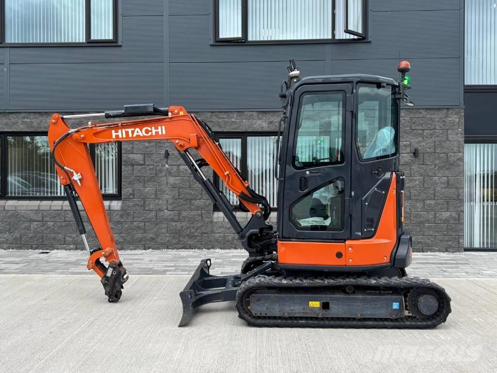 Hitachi ZX 33 U-6CLR Mini Excavators <7t (Mini Diggers)