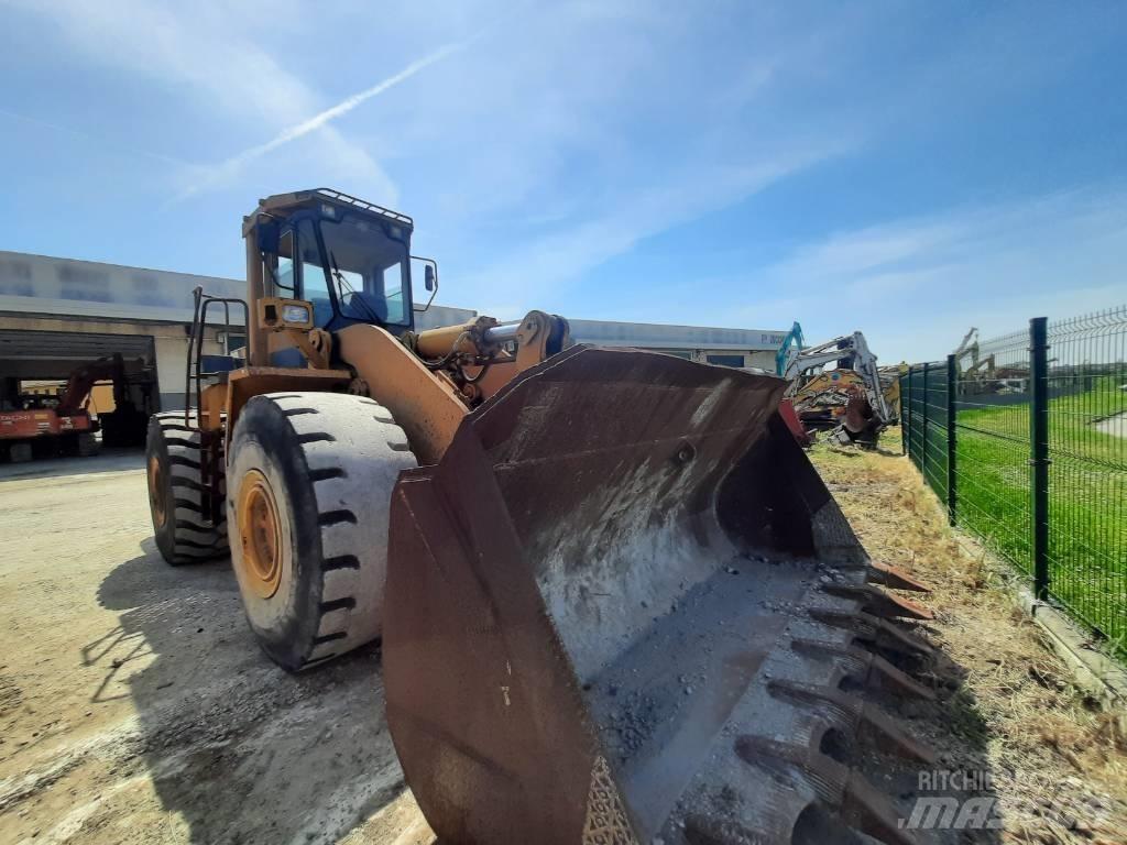Komatsu WA500 Wheel Loaders