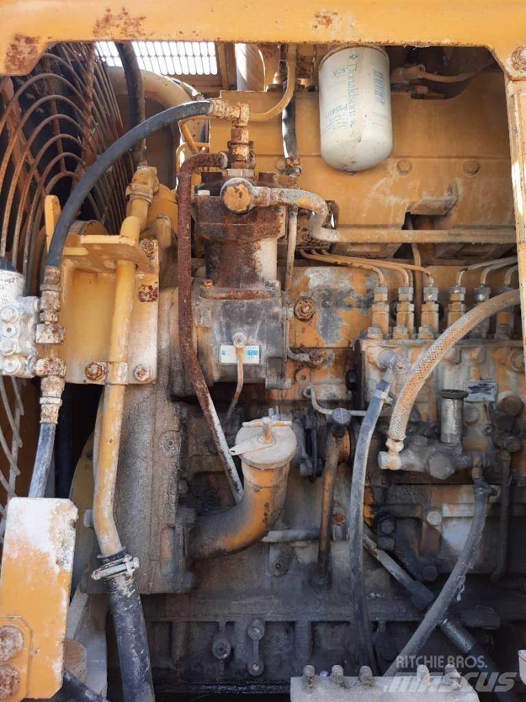 Komatsu WA500 Wheel Loaders