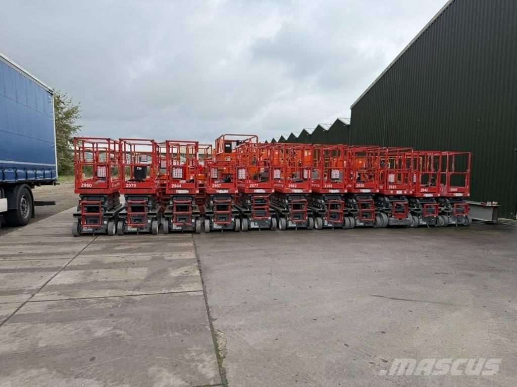 SkyJack SJ 3220 Scissor Lifts