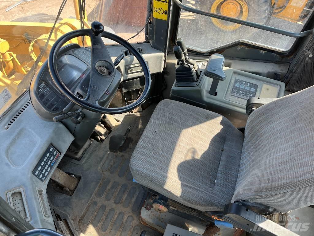 Komatsu WA 480 Wheel Loaders