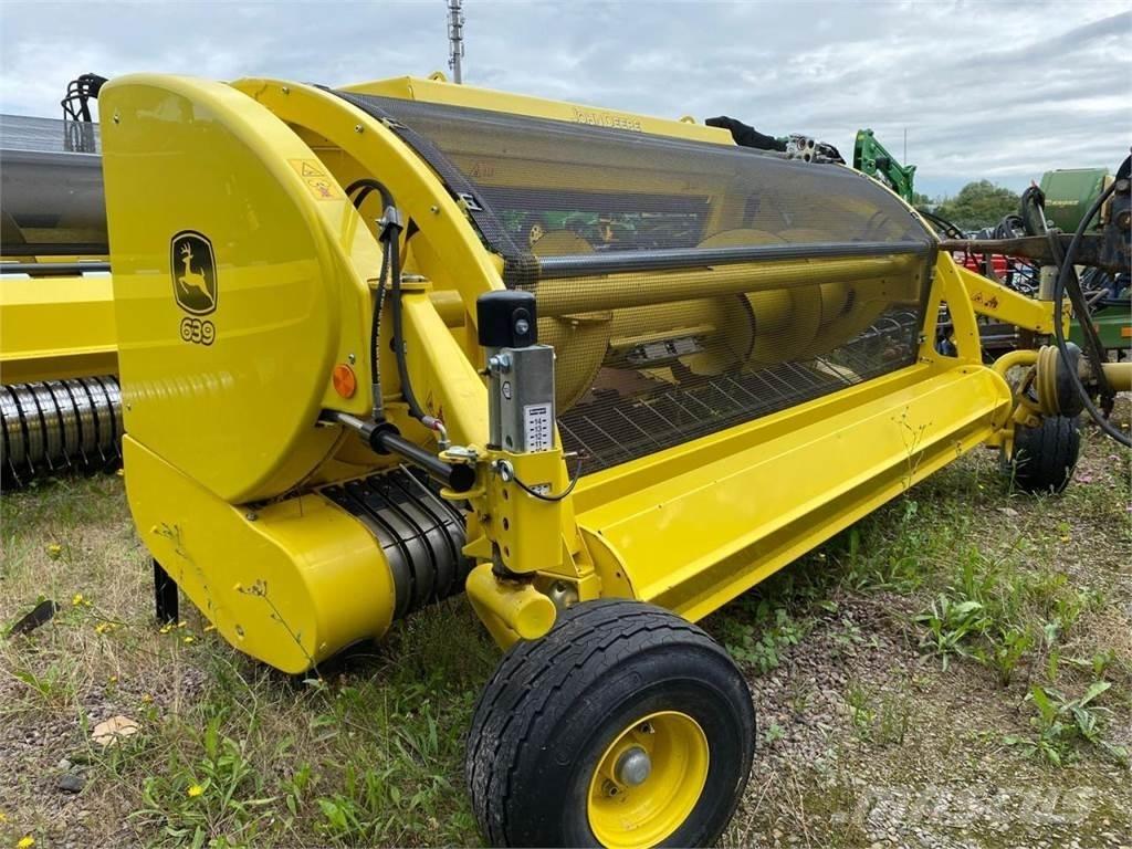 John Deere 639 Combine Attachments
