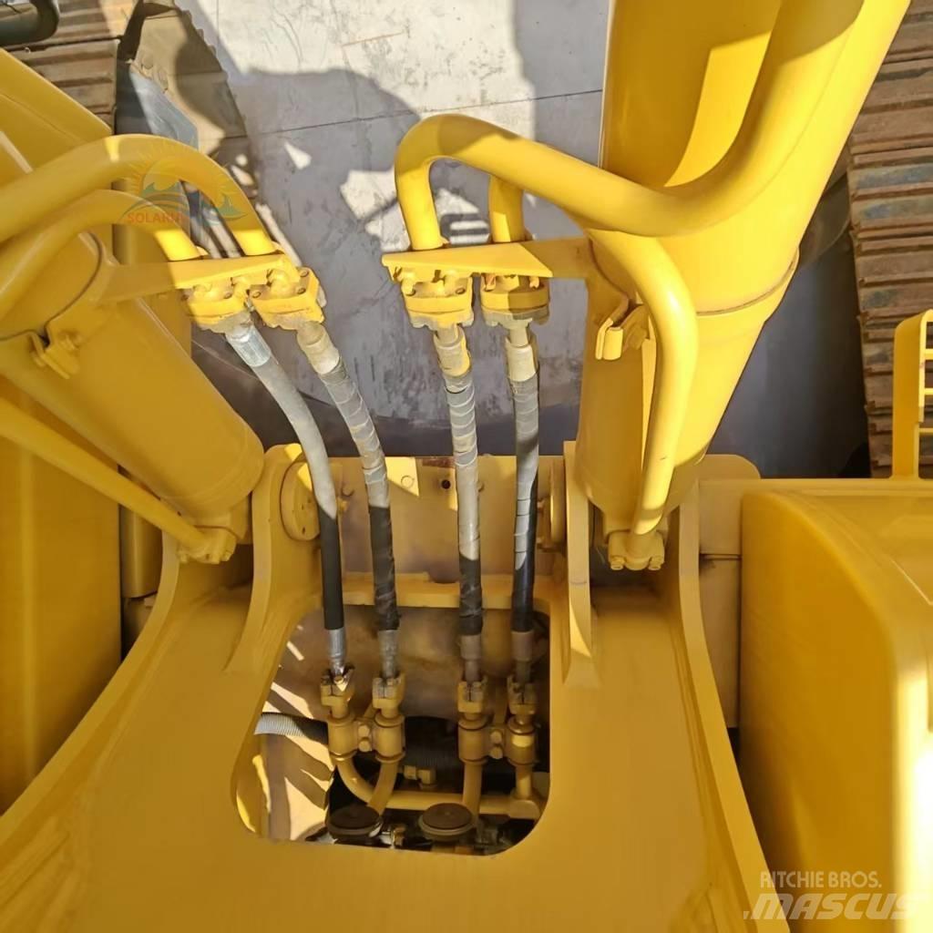 Komatsu PC 220-8 Crawler Excavators