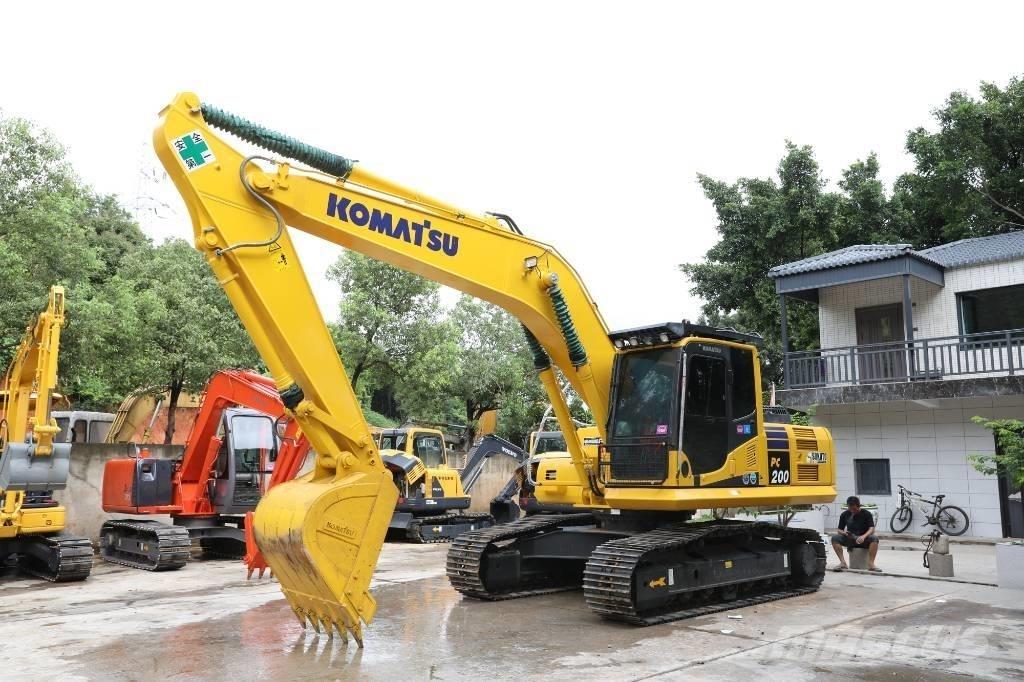 Komatsu PC 200-8 Mini Excavators <7t (Mini Diggers)
