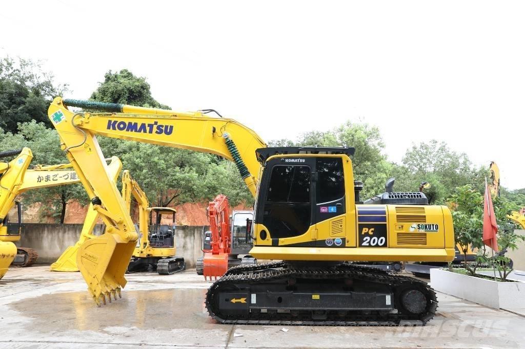 Komatsu PC 200-8 Mini Excavators <7t (Mini Diggers)