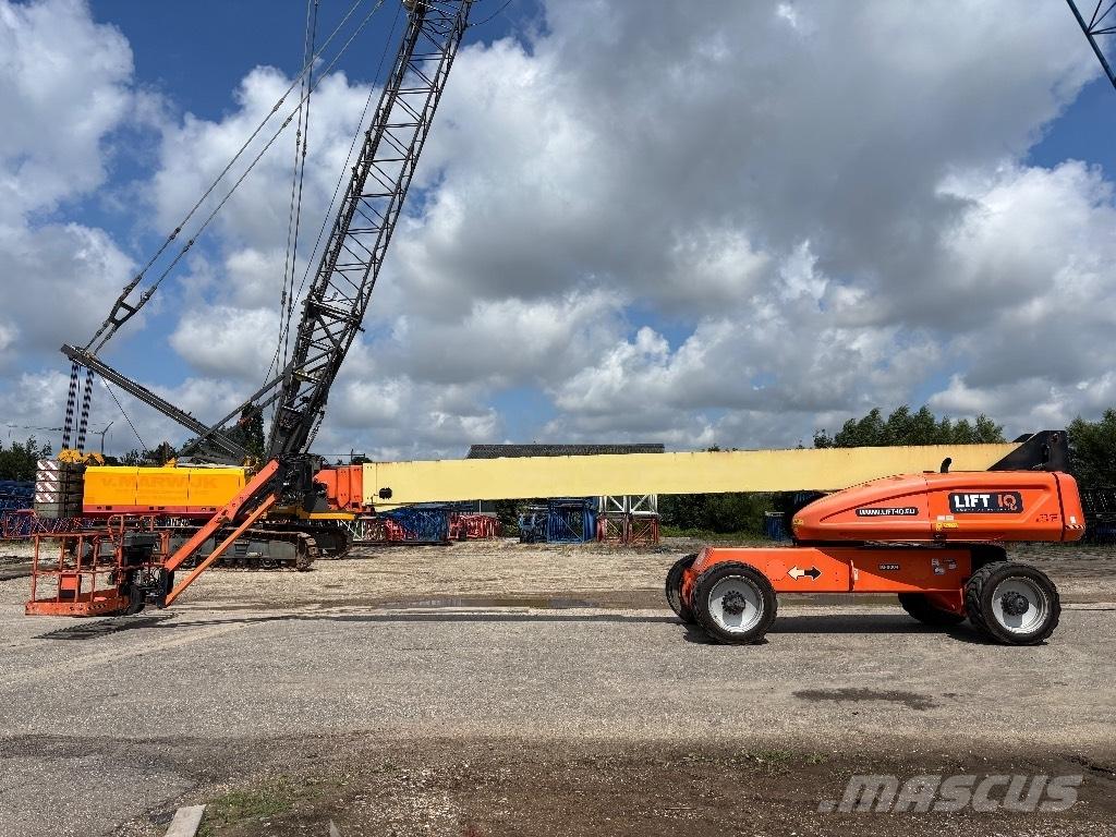 JLG 1350 SJP Telescopic boom lifts