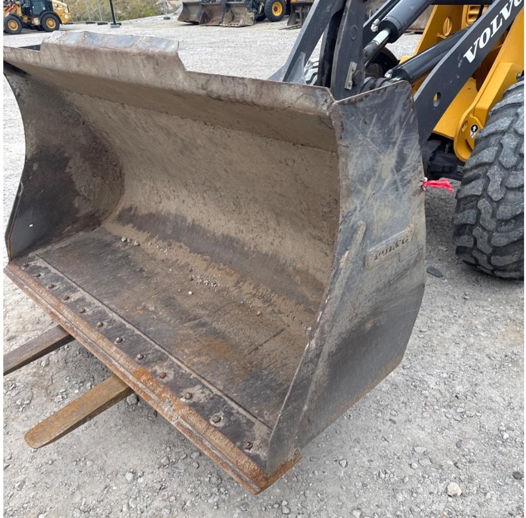 Volvo L25F Wheel Loaders
