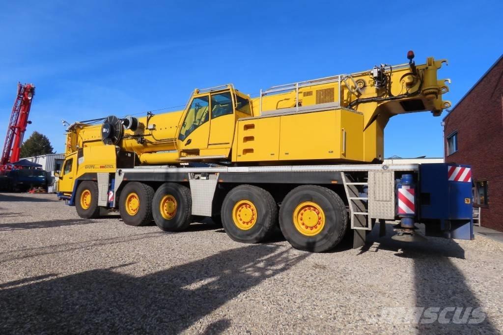 Grove GMK 5250 L Mobile and all terrain cranes