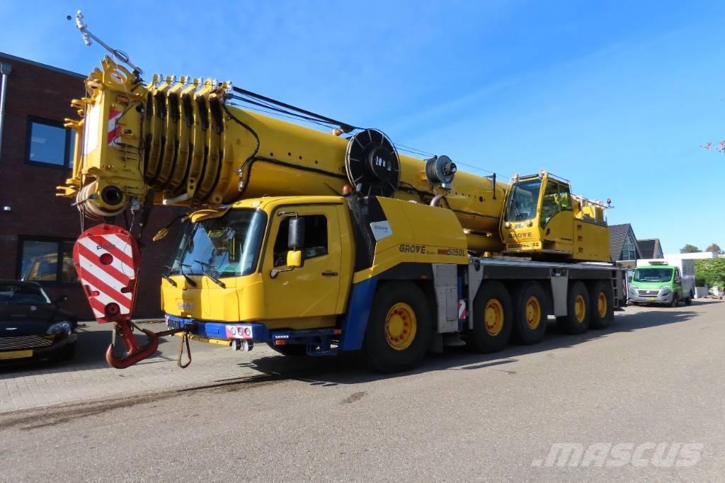 Grove GMK 5250 L Mobile and all terrain cranes