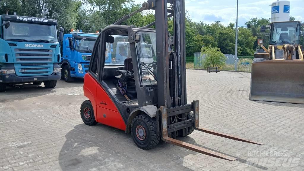 Linde H 25 D Diesel Forklifts