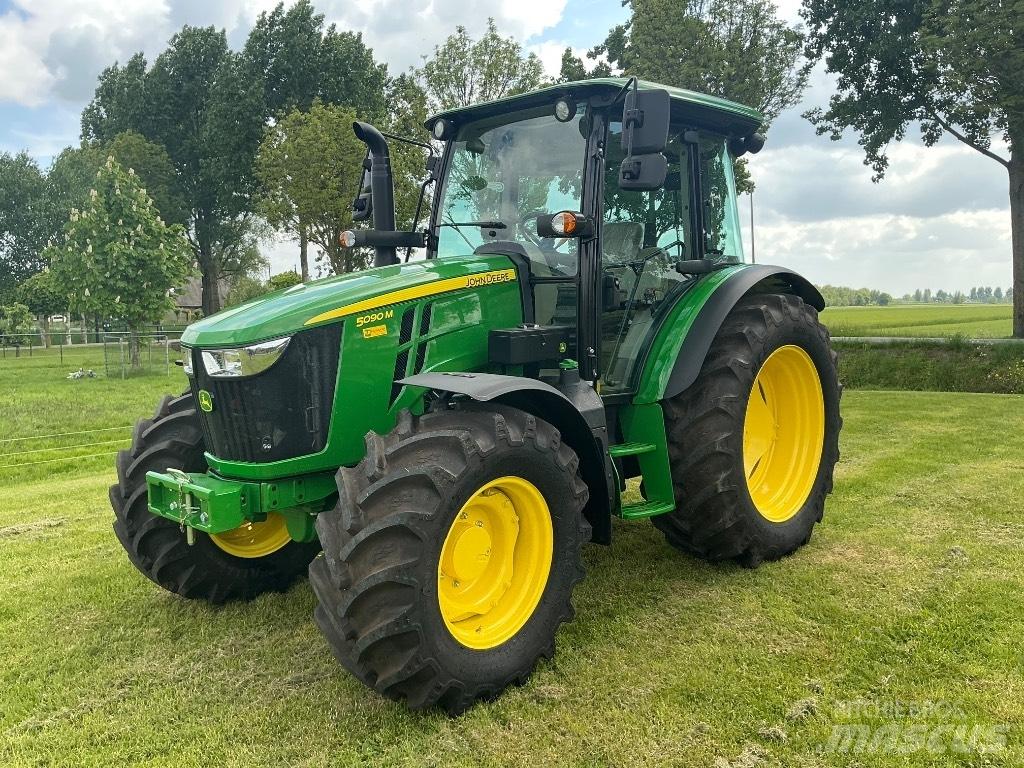John Deere 5090 M Tractors