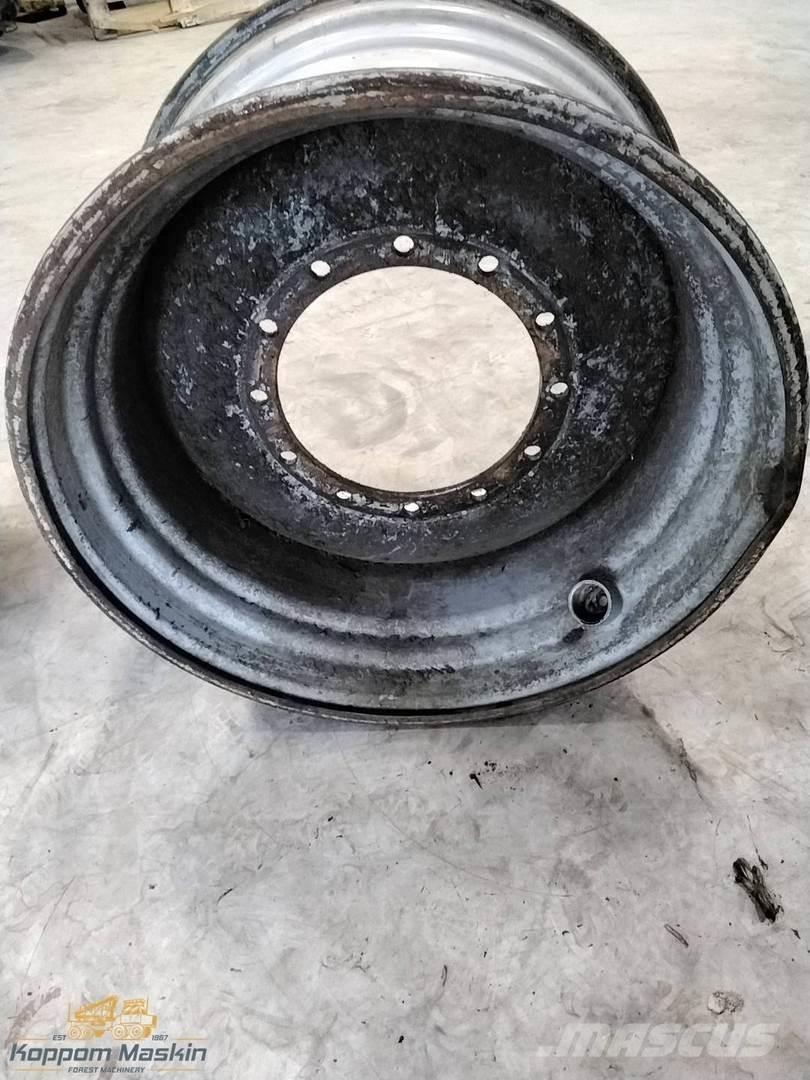 Valmet 901 20x34 Tires, wheels and rims