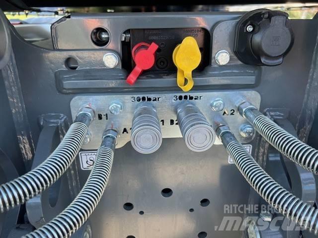 Wacker Neuson EW 100 Wheeled Excavators
