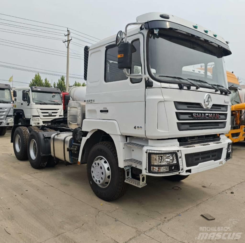 Shacman F 3000 Conventional Trucks / Tractor Trucks