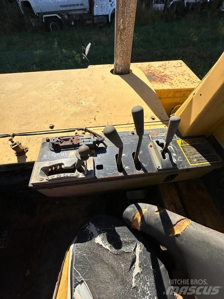 DEERE 862B Scrapers