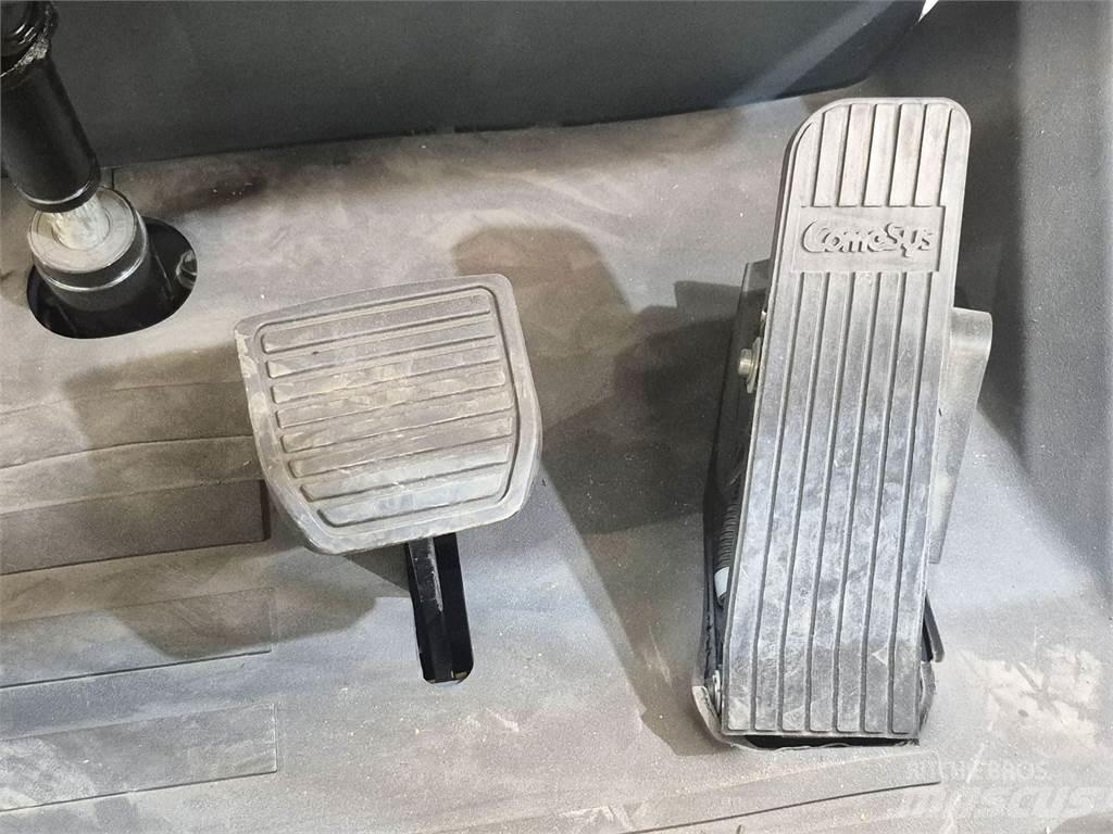  SEF25B Electric Forklifts