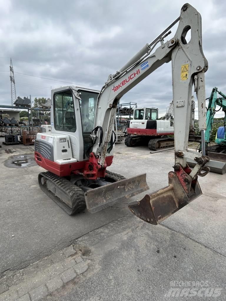 Takeuchi TB 228 Mini Excavators <7t (Mini Diggers)