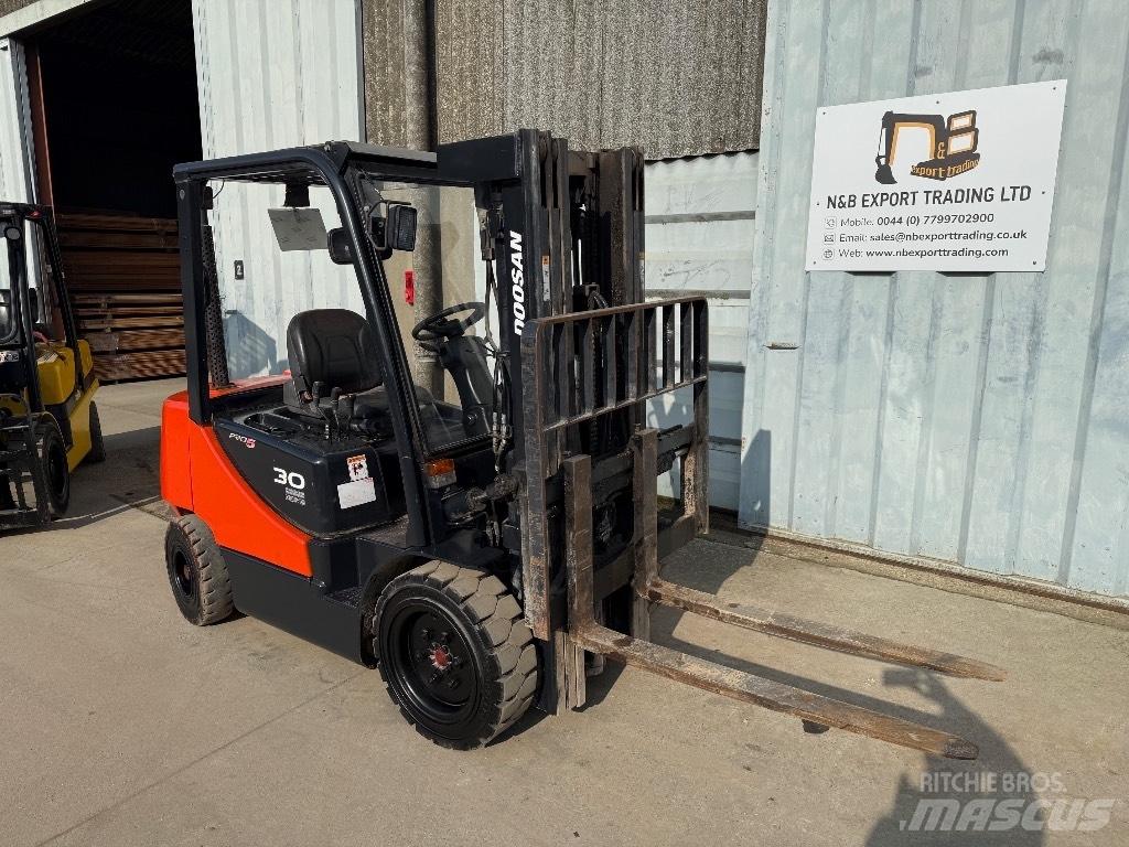 Doosan D 30 Diesel Forklifts