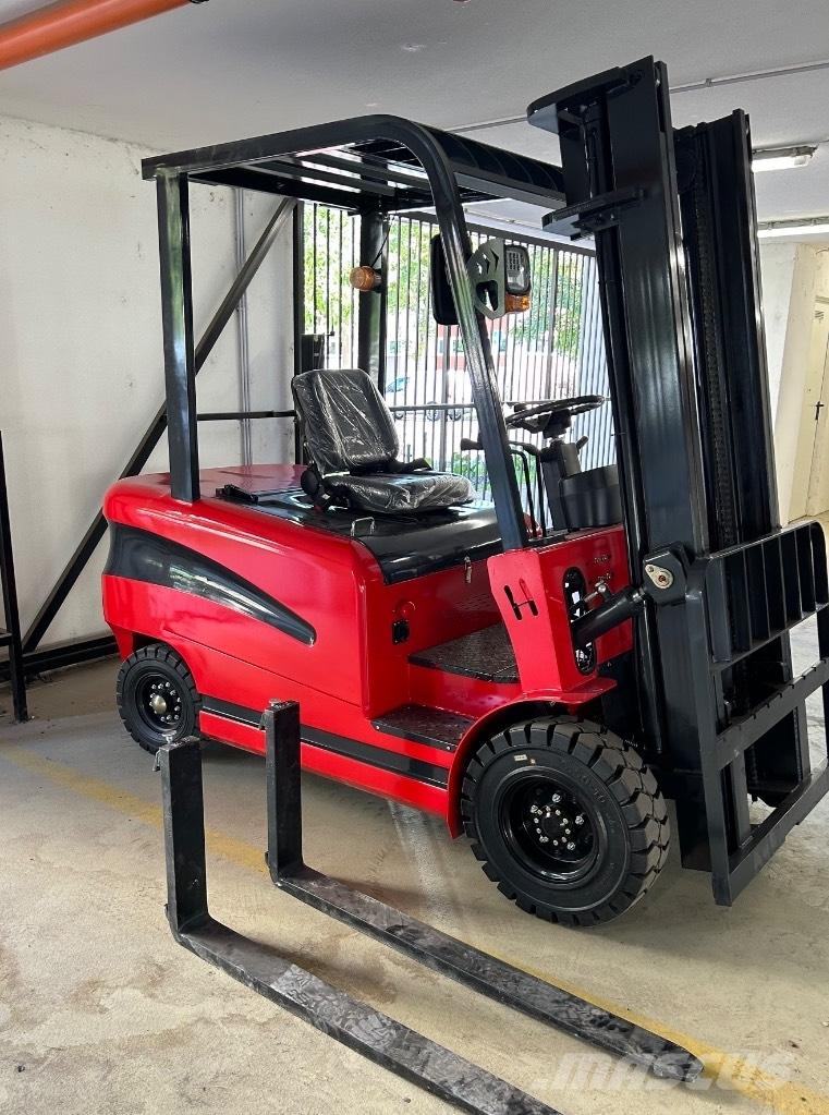  Nuote CPD-20 Electric Forklifts