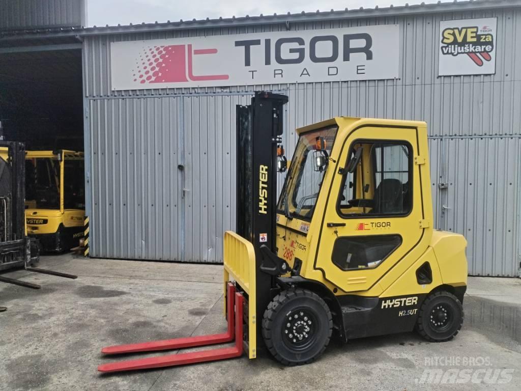 Hyster H2.5UT Diesel Forklifts