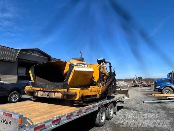 Mauldin 1750 C Asphalt pavers