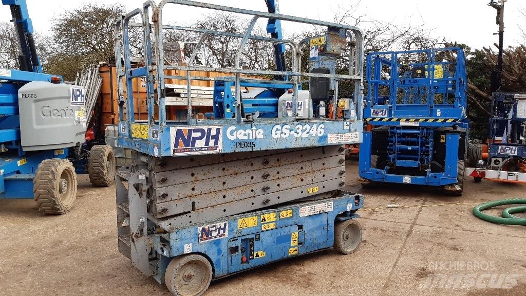 Genie GS 3246 Scissor Lifts