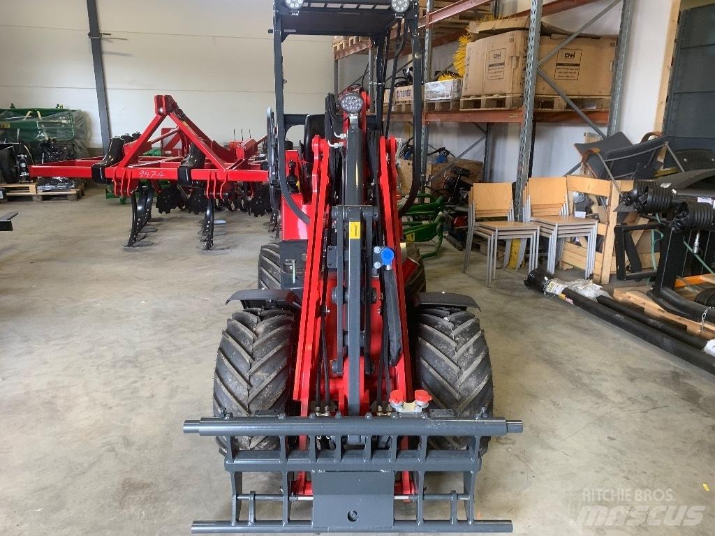 Schäffer 2028 Mini Loader