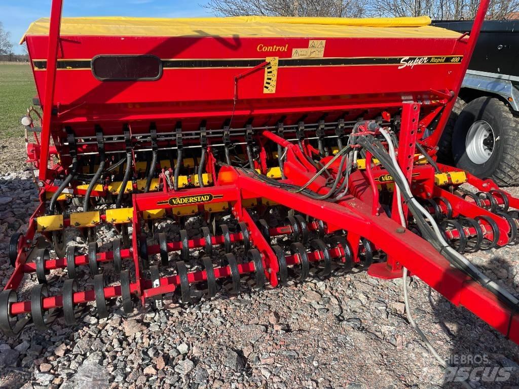 Väderstad Rapid400C Farm Drills