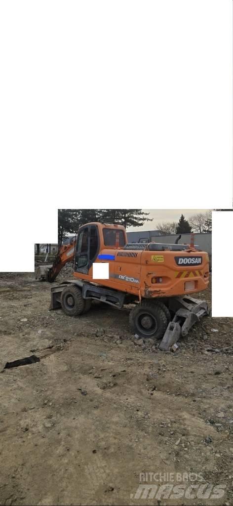 Doosan DX 210 W Wheeled Excavators