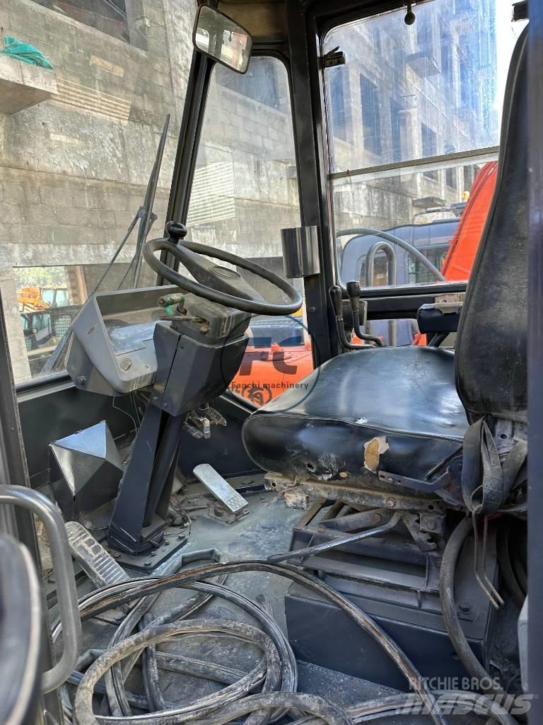Komatsu WA 320 Wheel Loaders