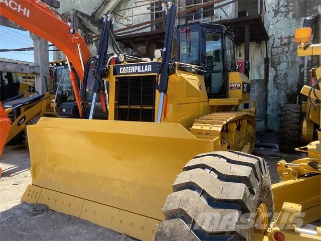 CAT D 6 G Crawler dozers
