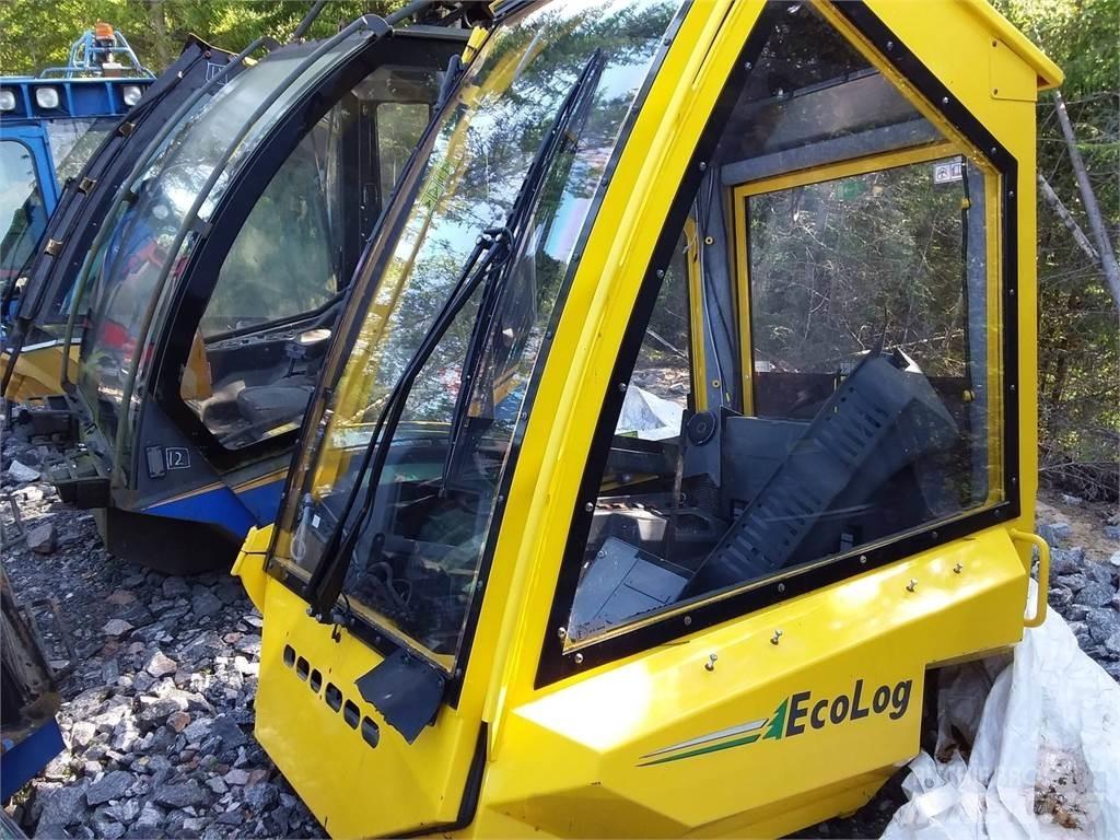 Eco Log 580e Cabins and interior