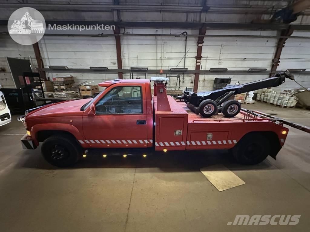 Chevrolet 3500 Tow Trucks / Wreckers