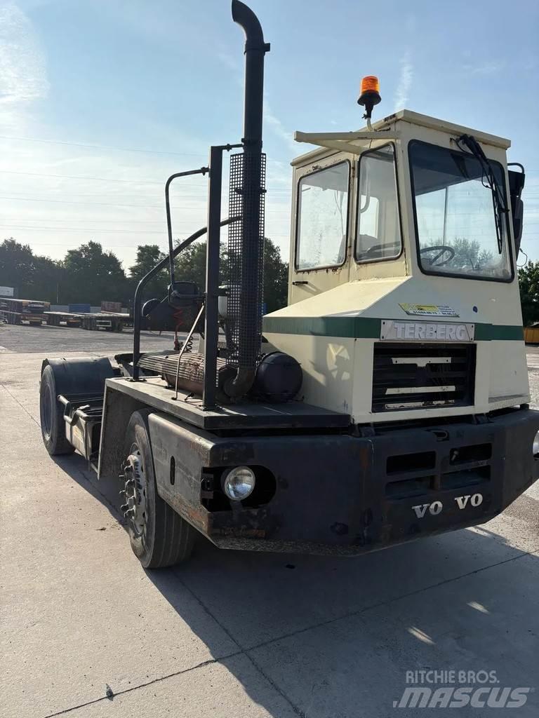 Terberg YT YT17 Shunt Trucks