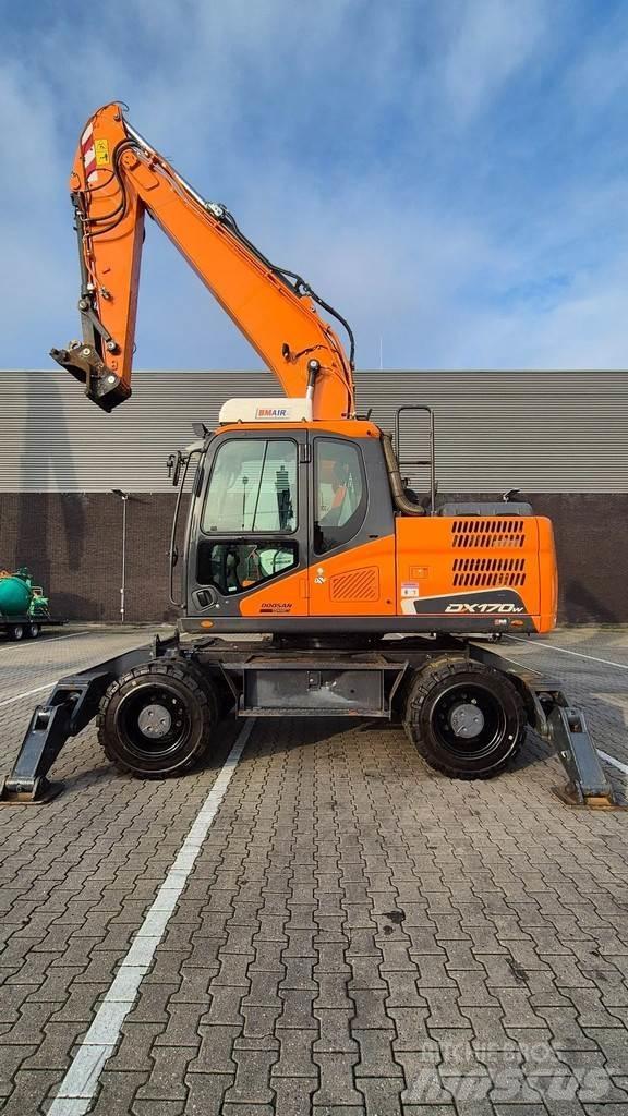 Doosan DX170W-5 Wheeled Excavators