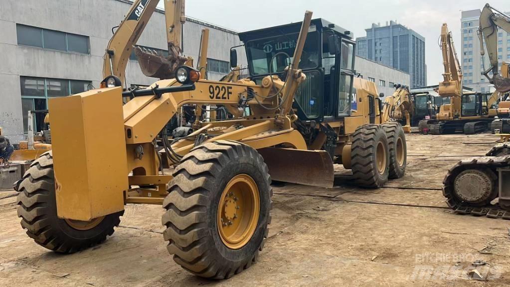 SEM 922F Motor Graders