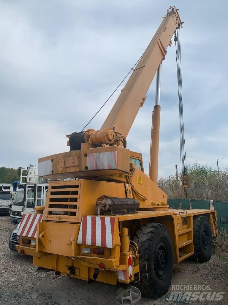 Coles husky Mobile and all terrain cranes