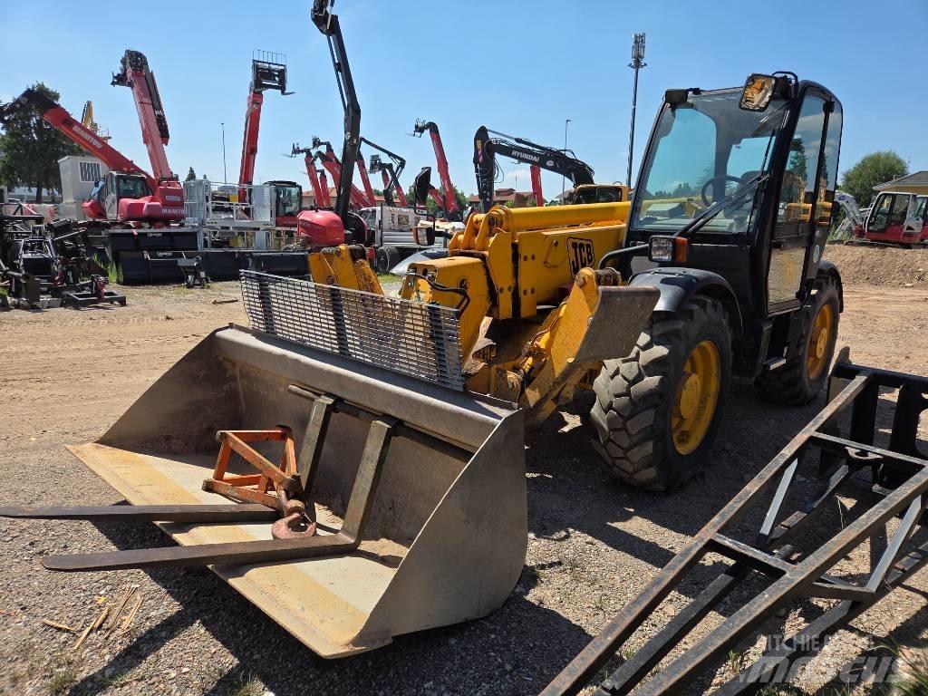 JCB 532-120 Telescopic Handlers
