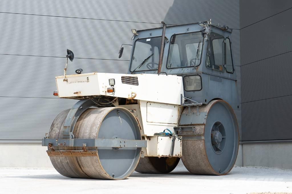 Hamm HW 90 Twin drum rollers