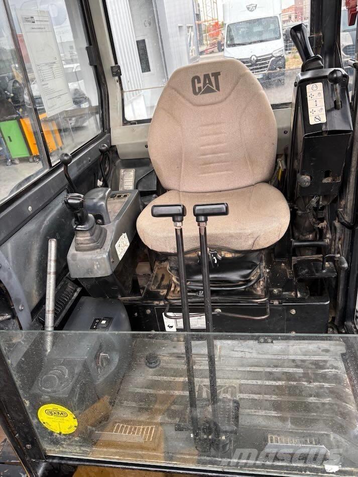CAT 303.5 Mini Excavators <7t (Mini Diggers)