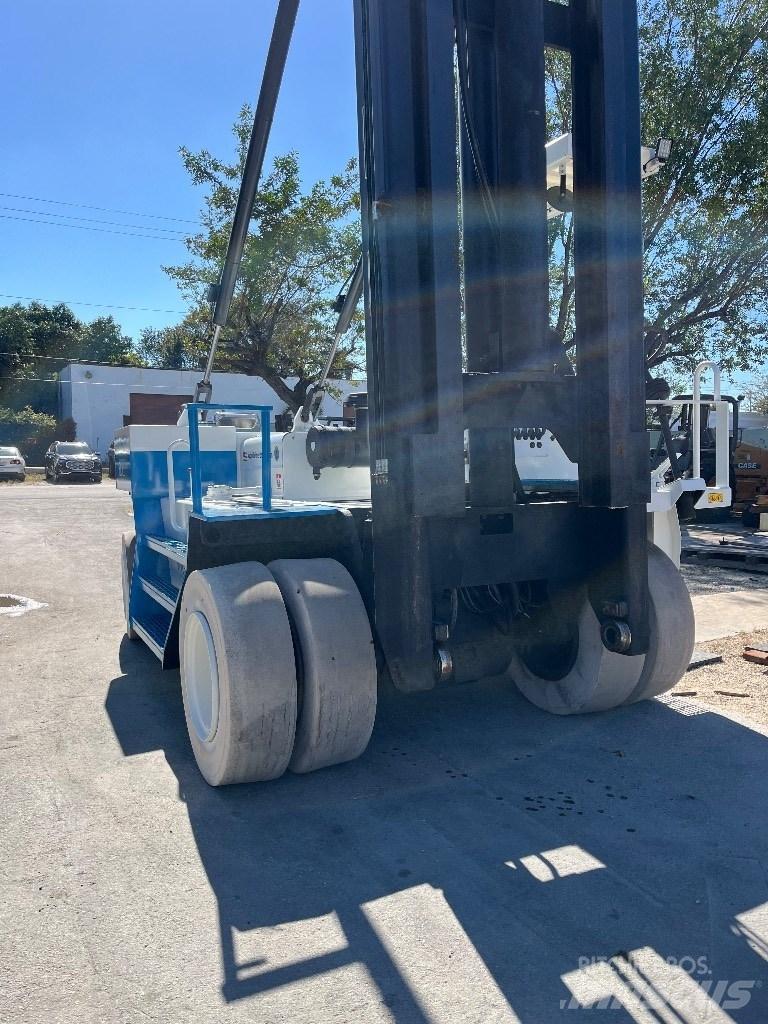 Wiggins W 220 M2 Rough Terrain Trucks