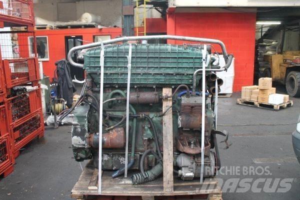 Volvo TD102 KF Engines
