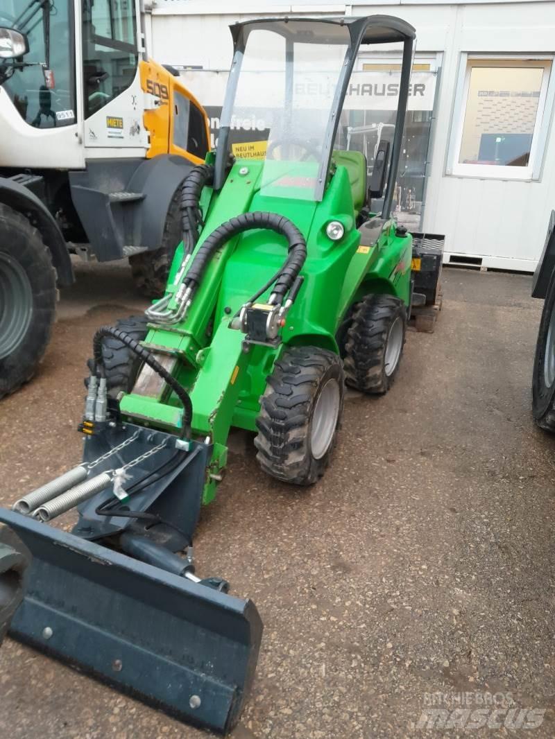 Avant 420 Mini Loader