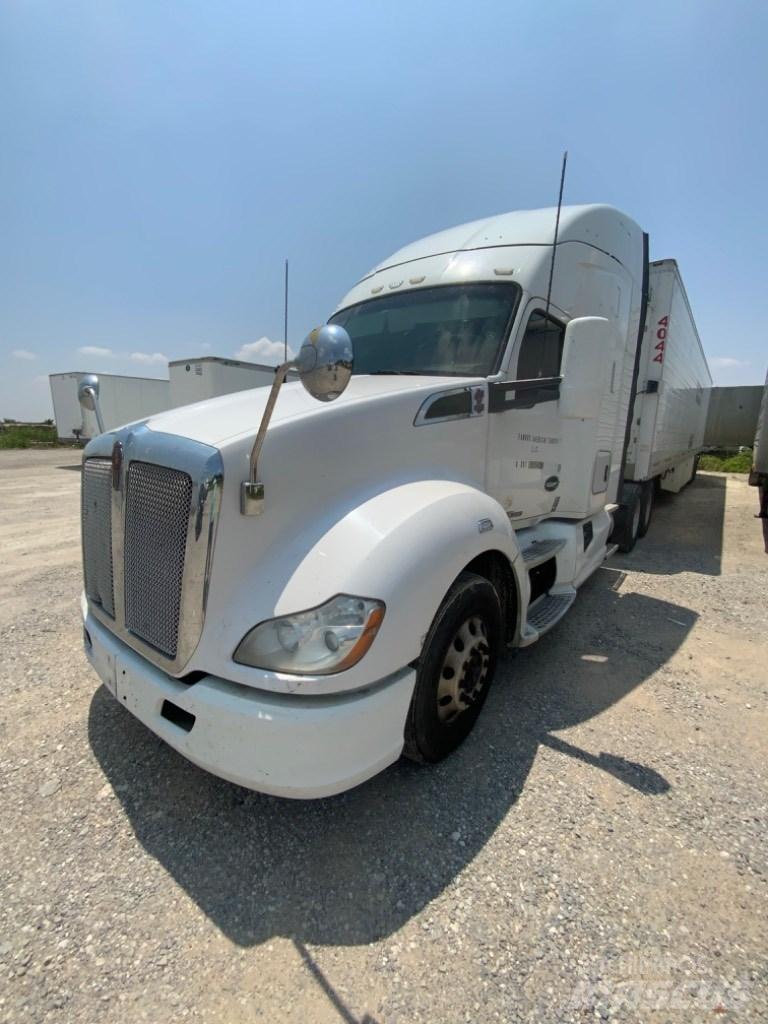 Kenworth T 680 Conventional Trucks / Tractor Trucks