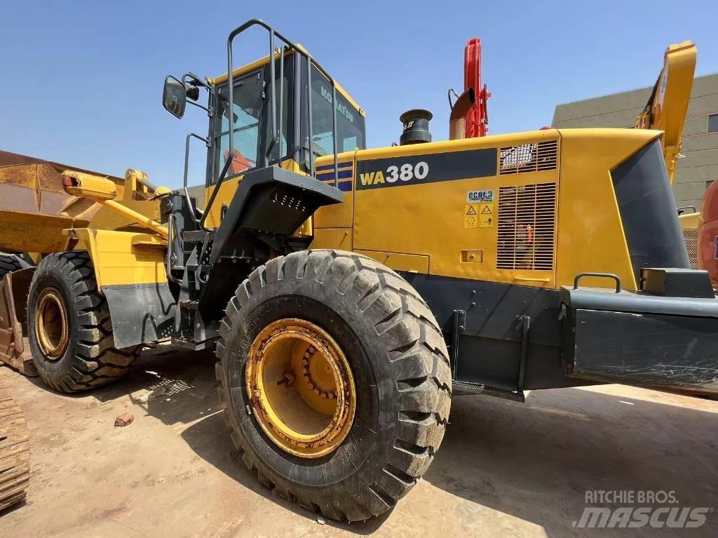 Komatsu WA 380 Wheel Loaders