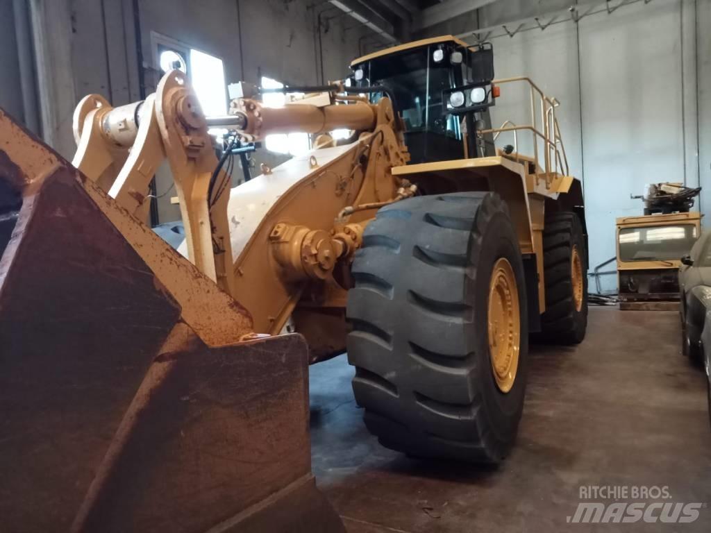 CAT 988H Mini Loader