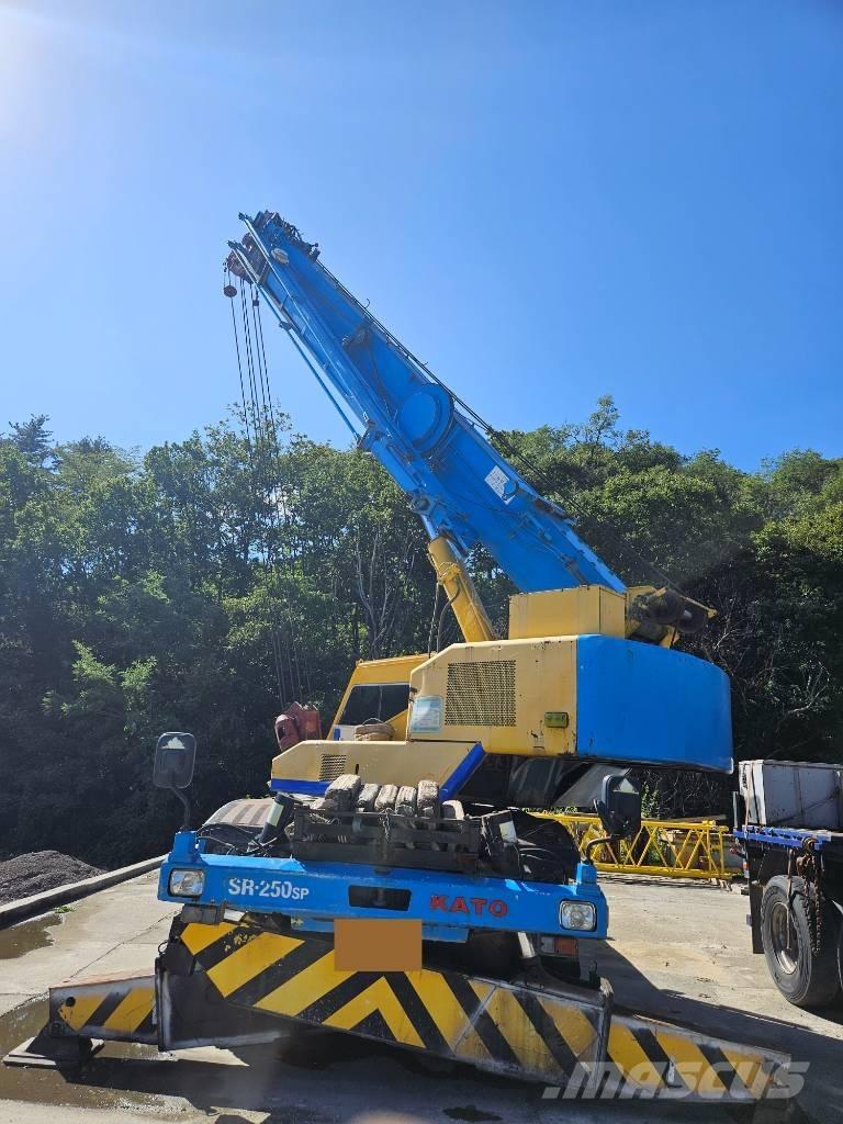 Kato KR 25 H V-2 Rough Terrain Cranes