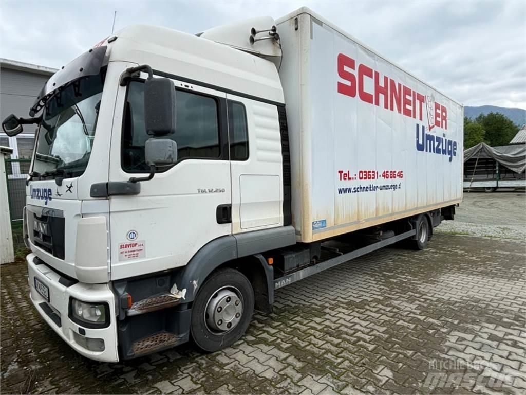 MAN TGL 12.250 Box trucks